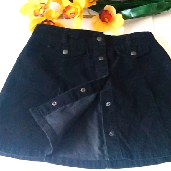 BDG URBAN OUTFITTERS BLACK CORDUROY BUTTON FRONT MINI SKIRT SIZE MEDIUM - Picture 7 of 9